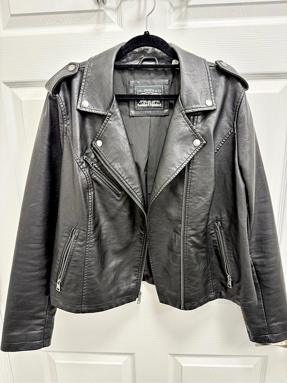 Levi’s Classic Vegan Leather Black Moto Jacket -Like New